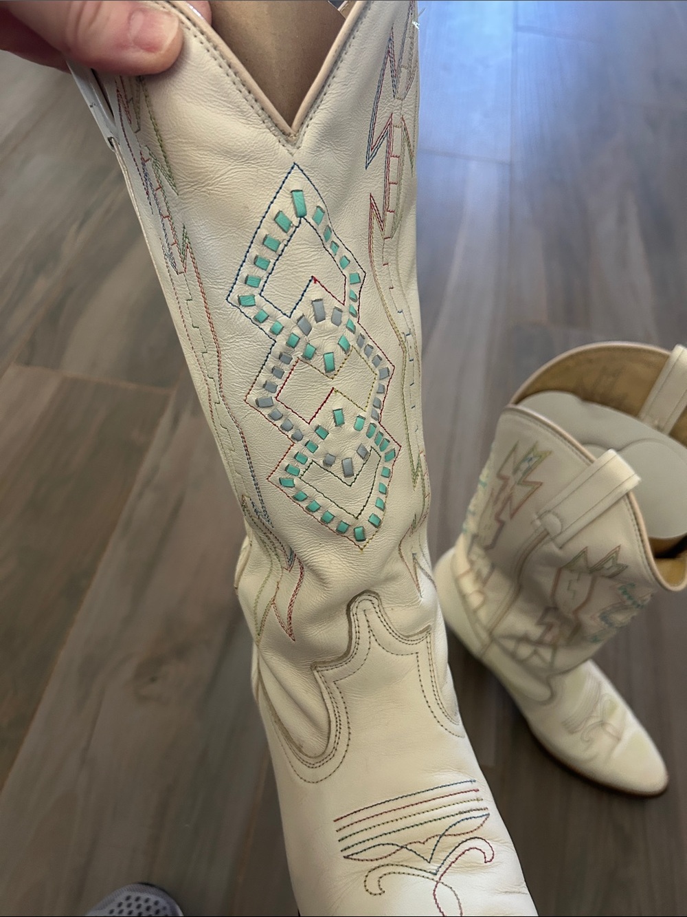 Leather Embroidered Western Boots with Turquoise Stud Detail - Picture 7 of 8